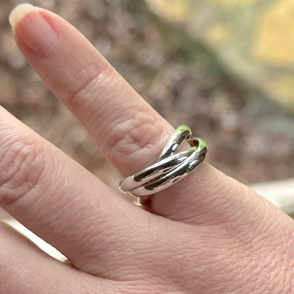 NWOT Sz5 Intertwined Rolling Ring Park Lane Jewelry Unite Silver Tone Interlock - Picture 4 of 6